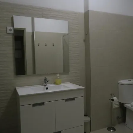 Cosmopolitan - Top Floor Quarto em Acomodações Particulares Lisboa