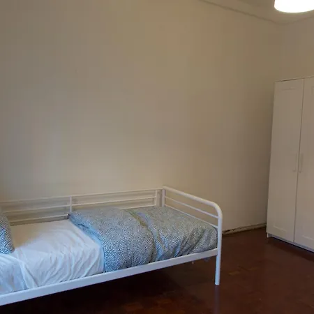 Quarto em Acomodações Particulares Cosmopolitan - Top Floor *